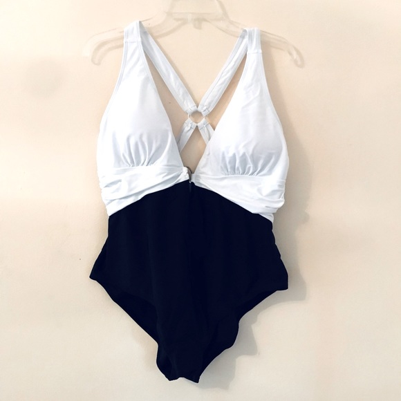 None Other - New women’s swimsuit Size XL